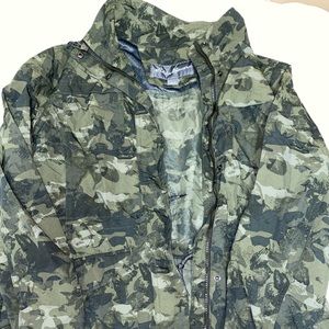 Eddie Bower light jacket camo